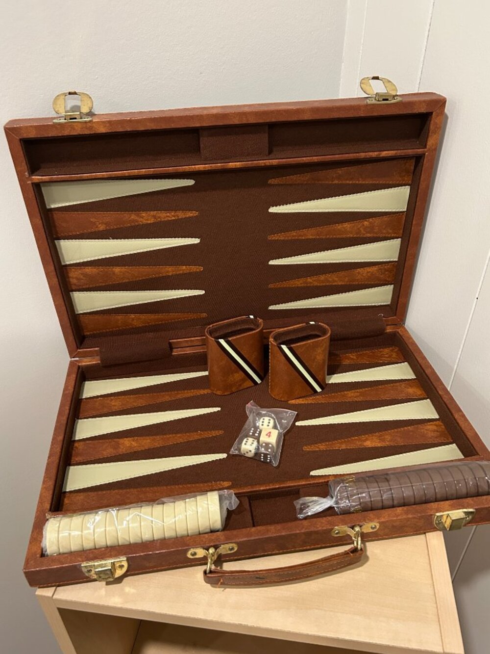 Briefcase Style Backgammon Game Set - New no tags